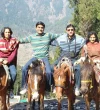 kashmir-family-trip-fatures